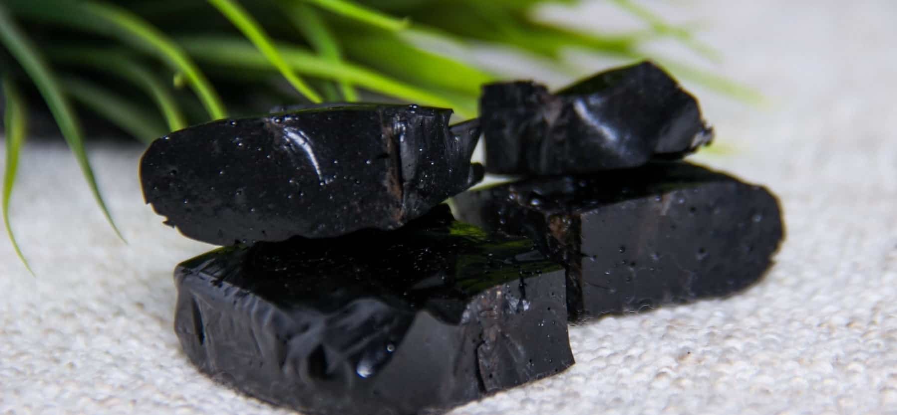 Shilajit-Benefits-Featured.Image-bing.free_.stock_.images-Shilajit